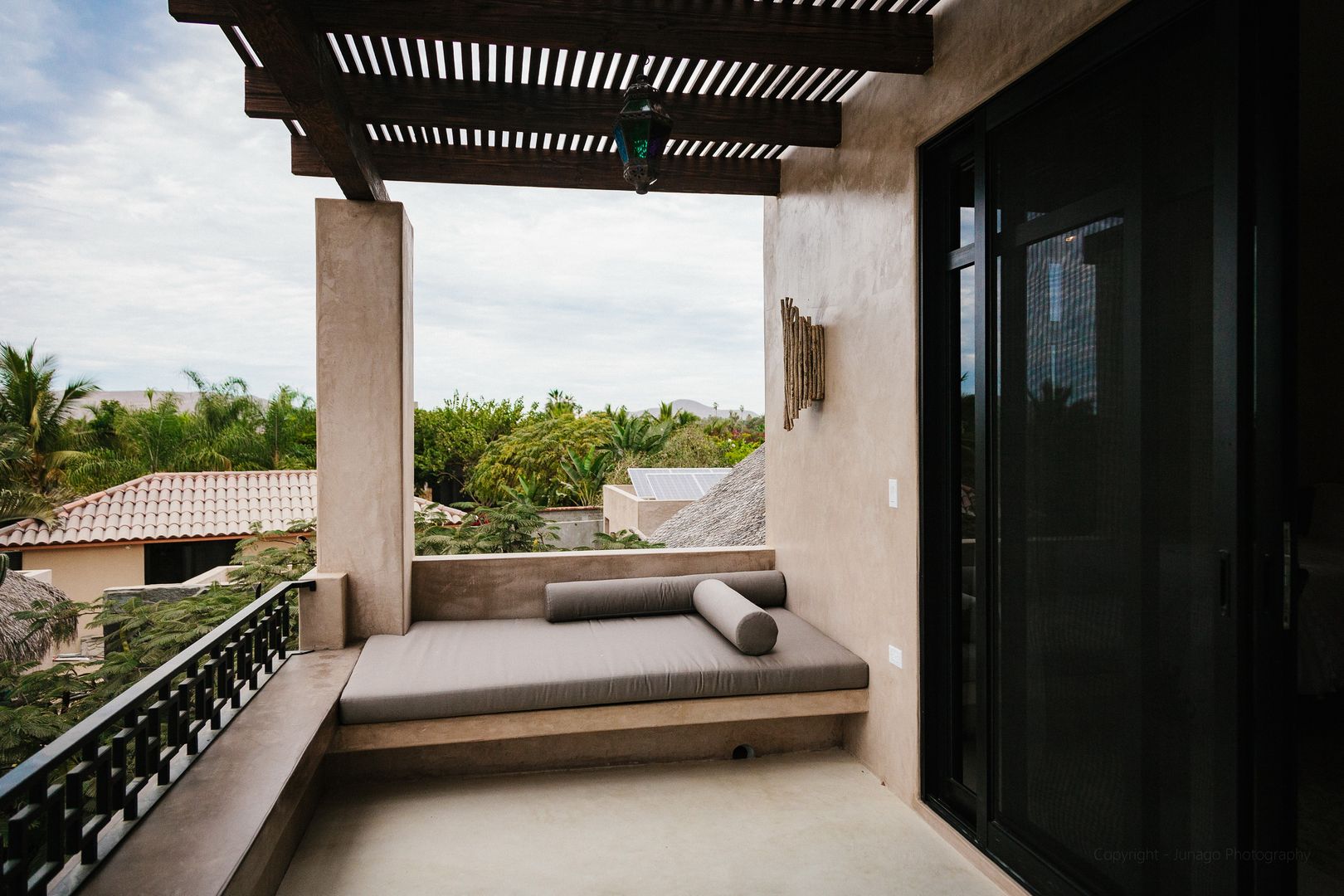 CASA AGUA LUNA, HA Arquitectos HA Arquitectos Cuartos de estilo ecléctico