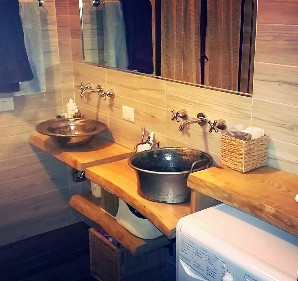 Restyling di un bagno, Dilegno InLegno Dilegno InLegno Baños de estilo ecléctico Madera Acabado en madera