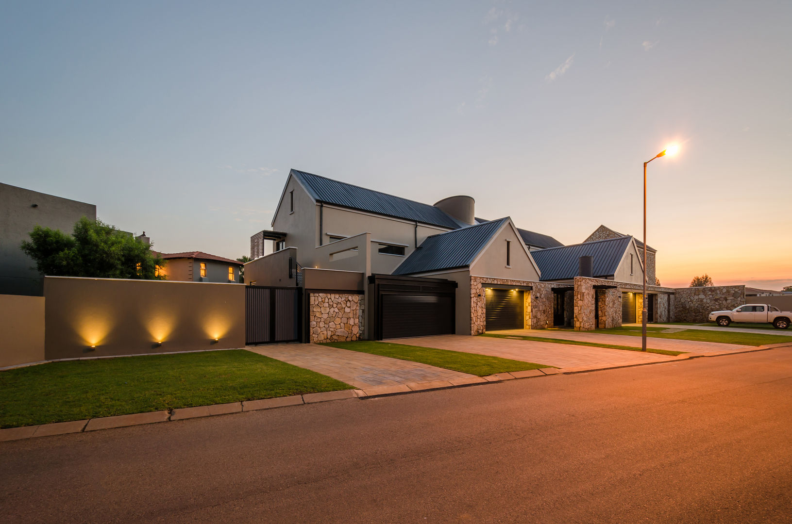 Modern Farmhouse - Silverlakes Nature Reserve Karel Keuler Architects Modern houses