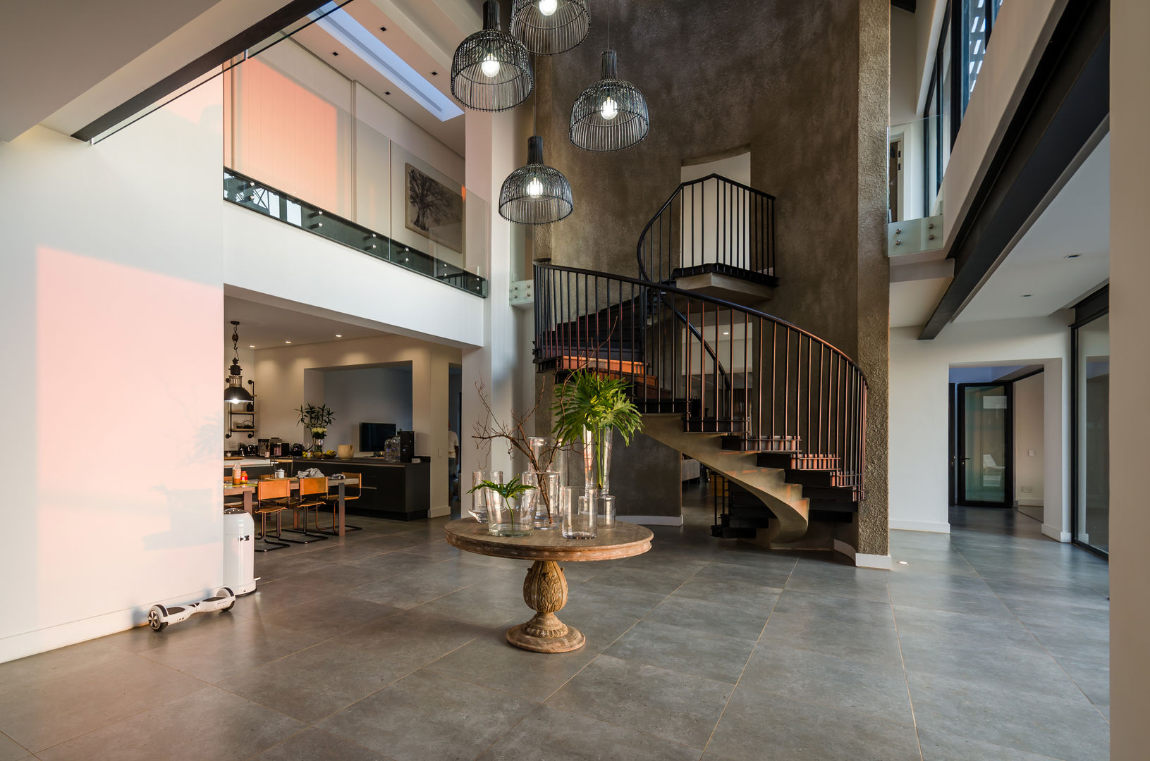 Modern Farmhouse - Silverlakes Nature Reserve Karel Keuler Architects Modern corridor, hallway & stairs