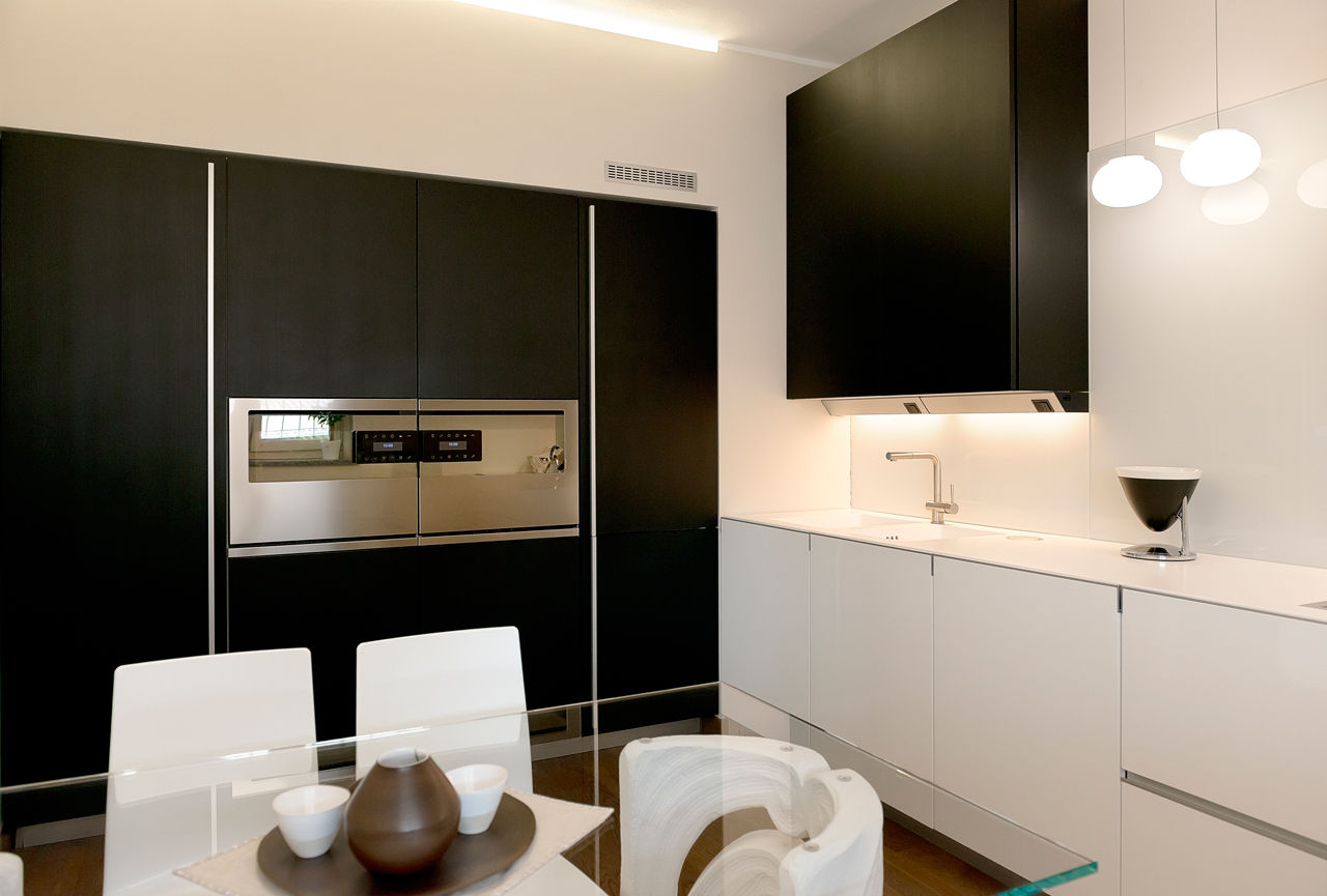 Appartamento in Pandino, tIPS ARCHITECTS tIPS ARCHITECTS Modern style kitchen