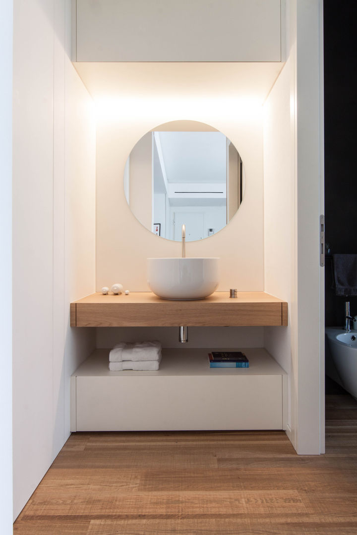 Interior LP, Didonè Comacchio Architects Didonè Comacchio Architects Minimalist style bathroom