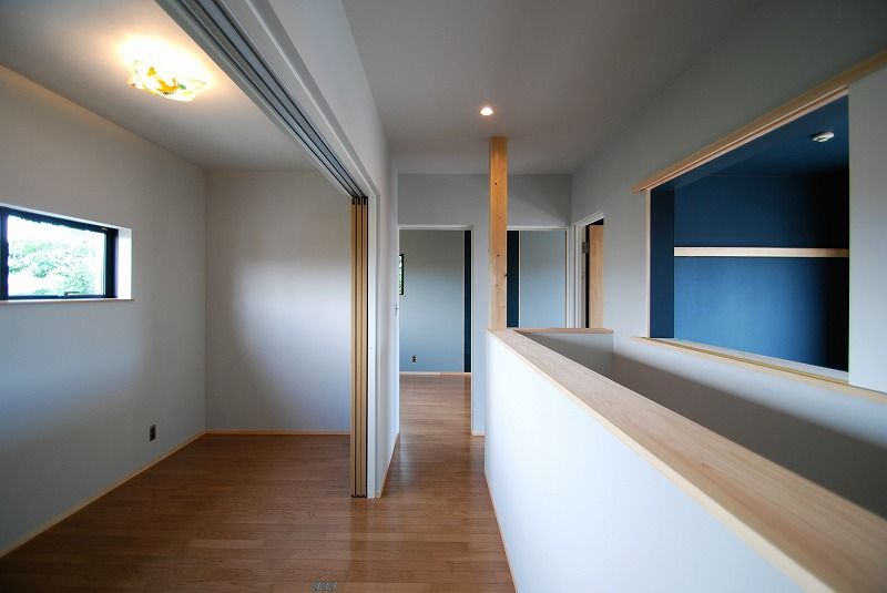 ｓ邸 - ﾄﾘｺﾑ -, Ju Design 建築設計室 Ju Design 建築設計室 現代風玄關、走廊與階梯