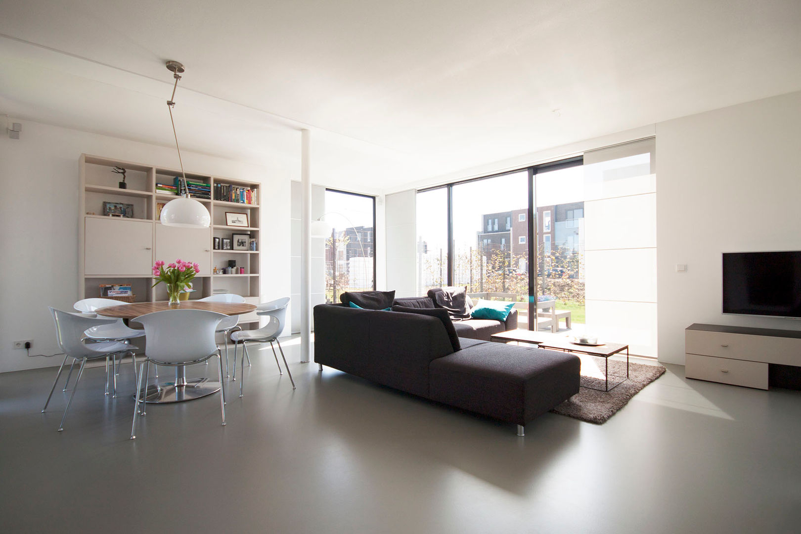 Cataloguswoning Datcha house 4, Nijmegen (Lent), 8A Architecten 8A Architecten Modern living room Concrete