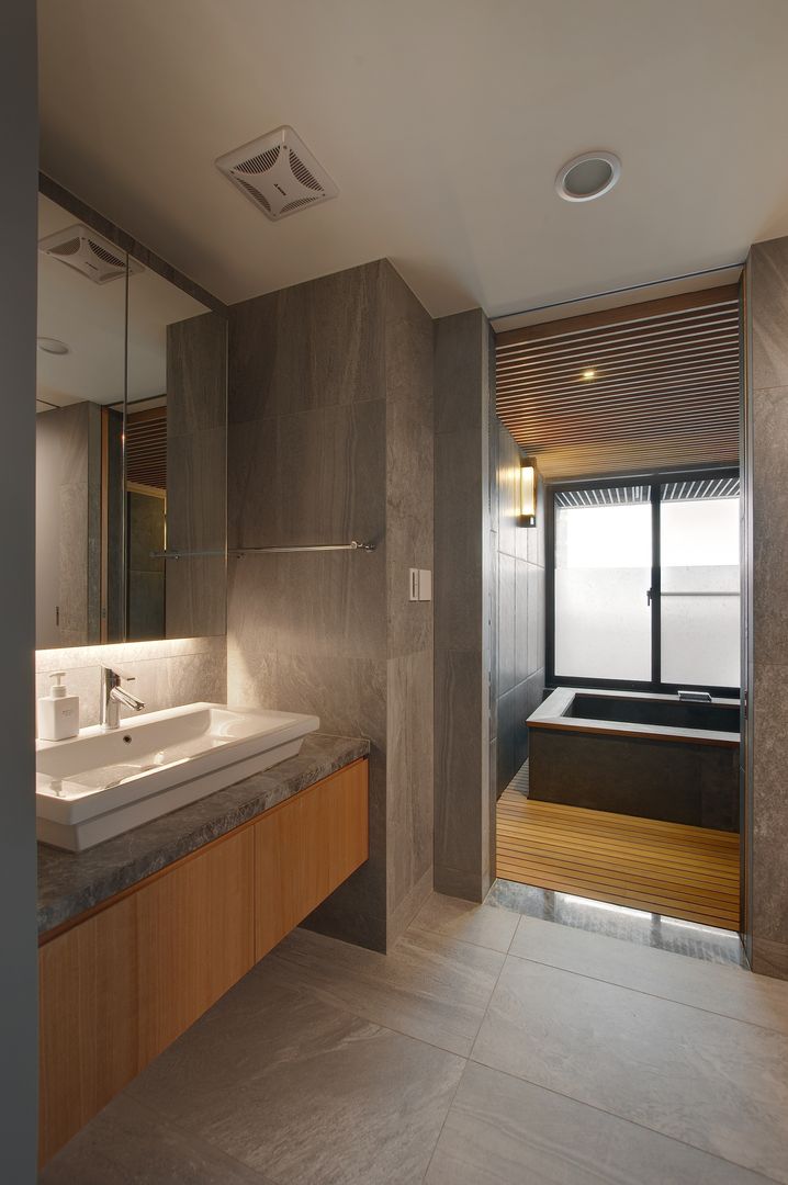 北投陳宅, 直方設計有限公司 直方設計有限公司 Asian style bathroom Tiles