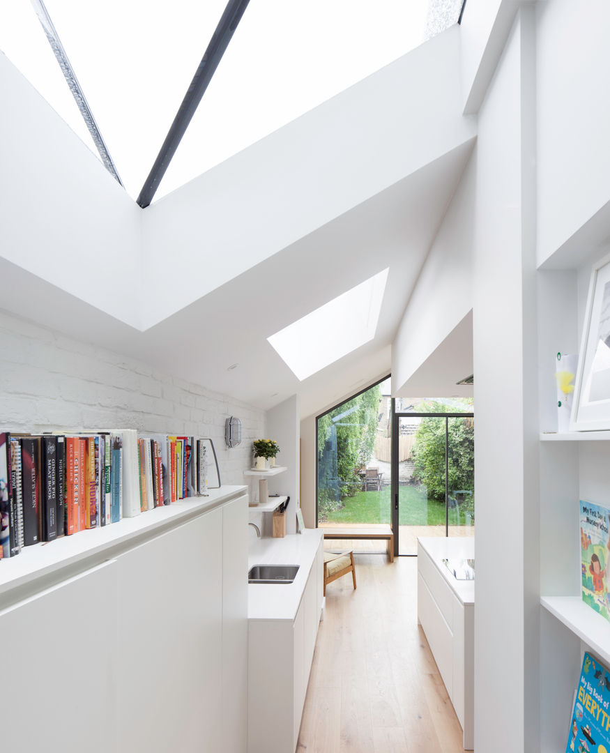 Bespoke skylights homify Cucina moderna kitchen,skylights,extension