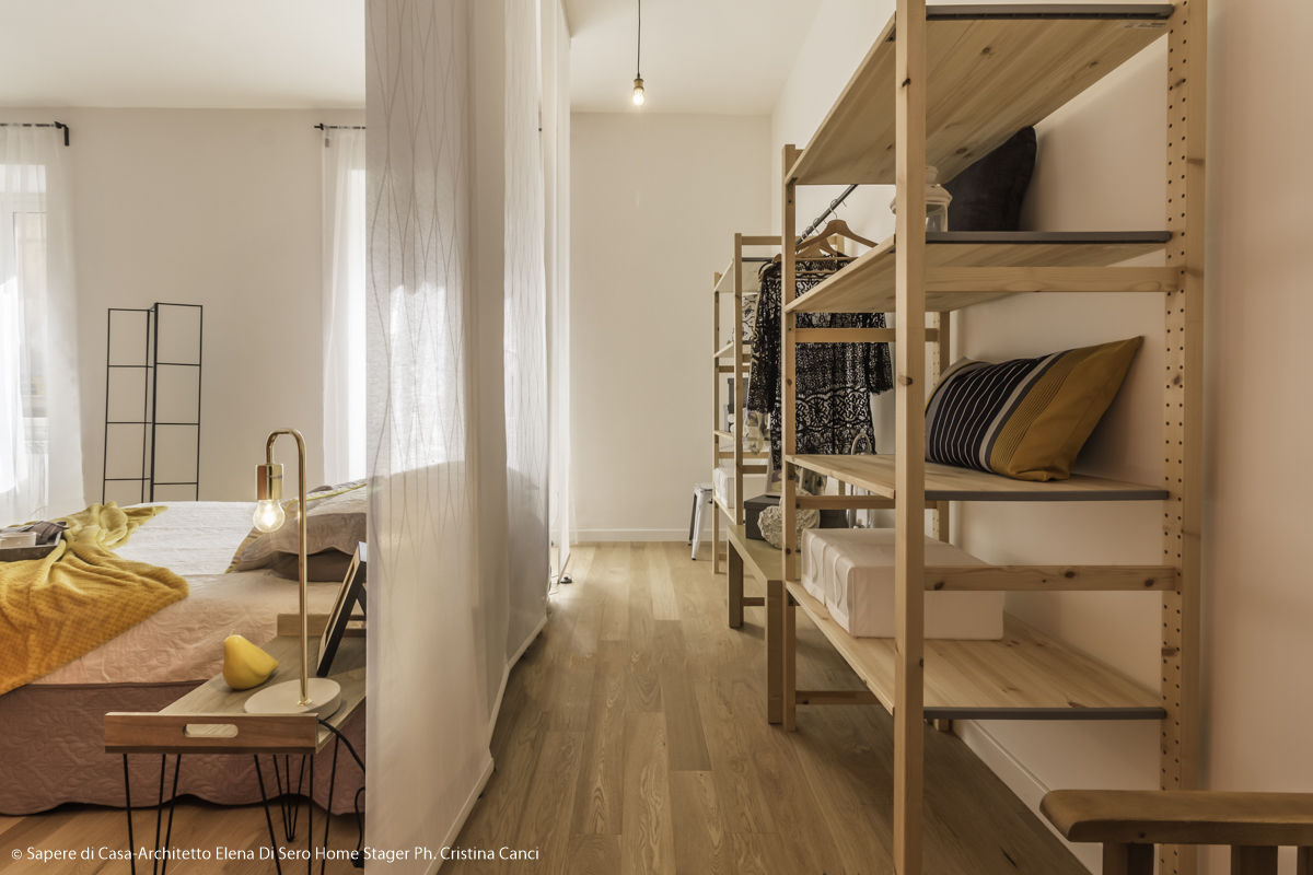 INDUSTRIAL CON AMORE, Sapere di Casa - Architetto Elena Di Sero Home Stager Sapere di Casa - Architetto Elena Di Sero Home Stager ห้องนอน Wardrobes & closets