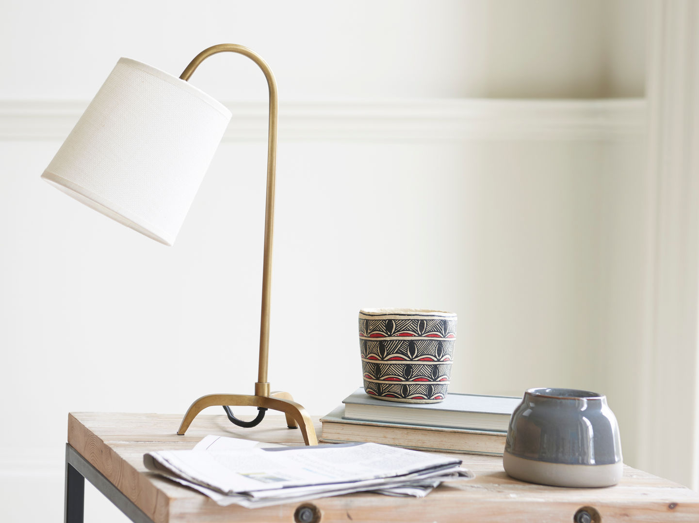 Slam Dunk in Brass Loaf Modern living room Lighting