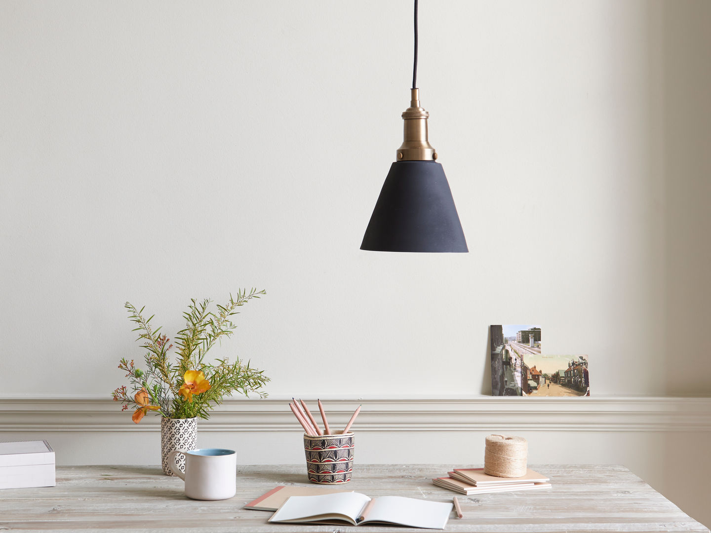 Jackpot pendant light Loaf Cocinas de estilo moderno Iluminación