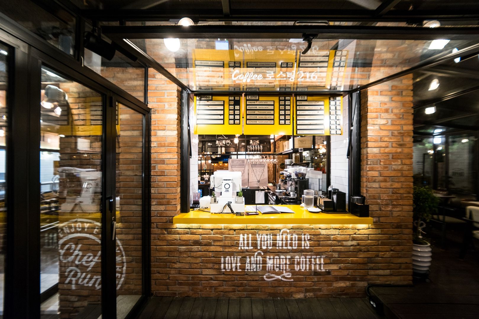 CHEFRUN 논현역 인테리어, im100 communications im100 communications Espacios comerciales Restaurantes