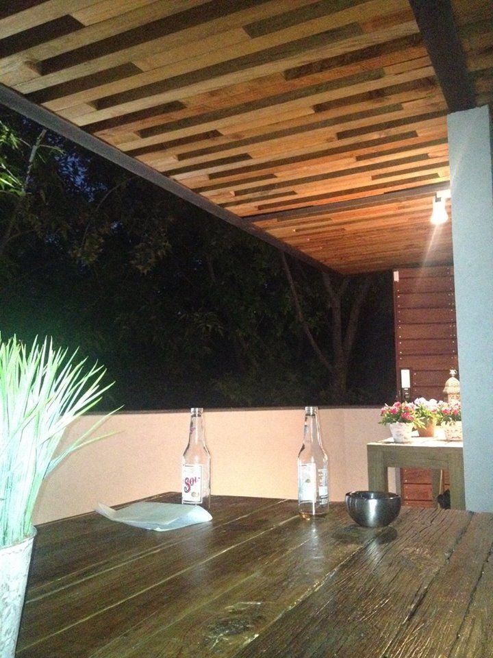 Casa Encanto- E47, Hb/arq Hb/arq Modern balcony, veranda & terrace Solid Wood Multicolored