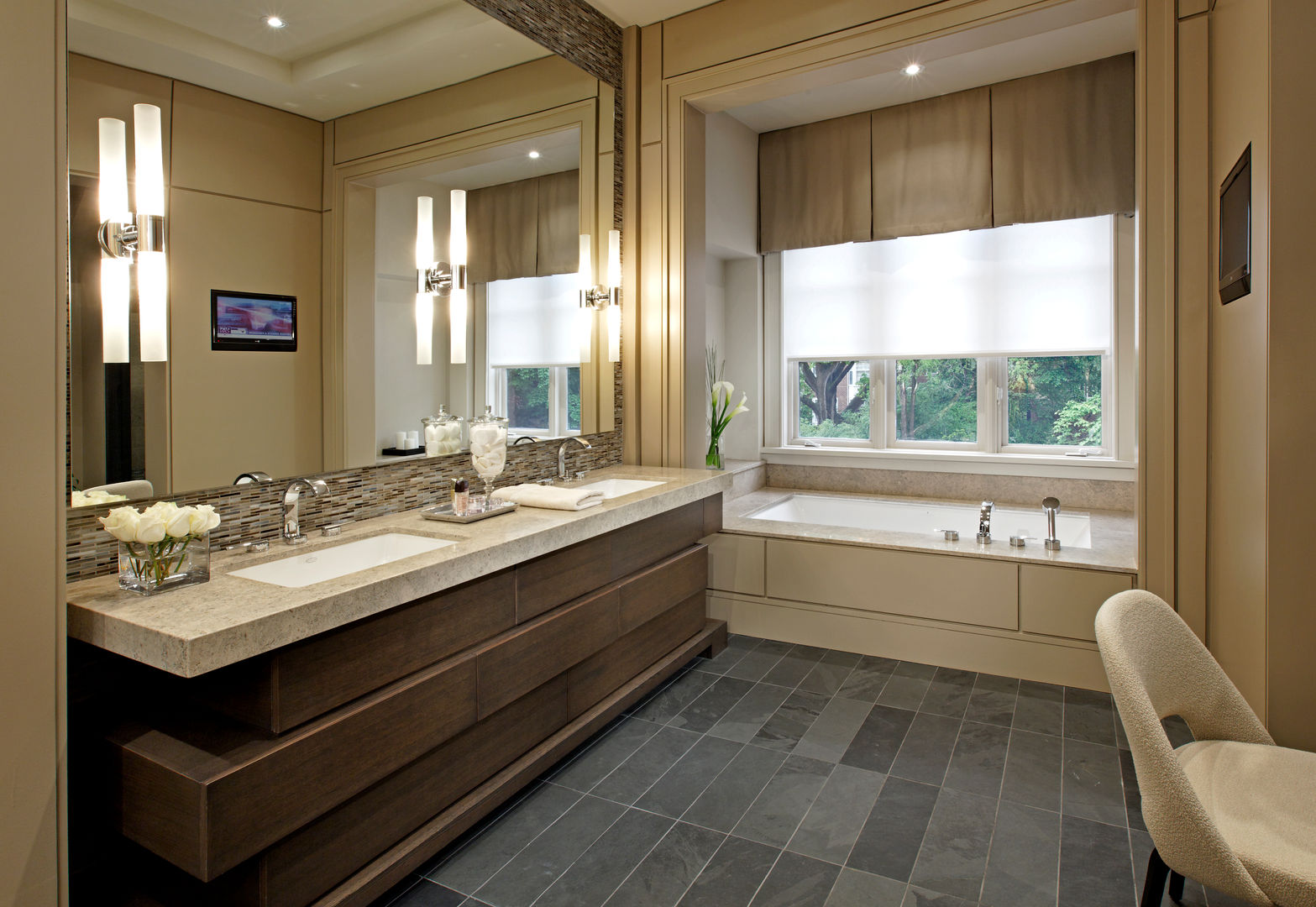 Modern Retreat, Douglas Design Studio Douglas Design Studio Modern Banyo