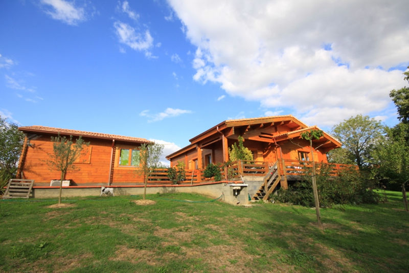 RUSTICASA | 100 projetos | França + Benelux, RUSTICASA RUSTICASA Chalets & maisons en bois Bois Effet bois