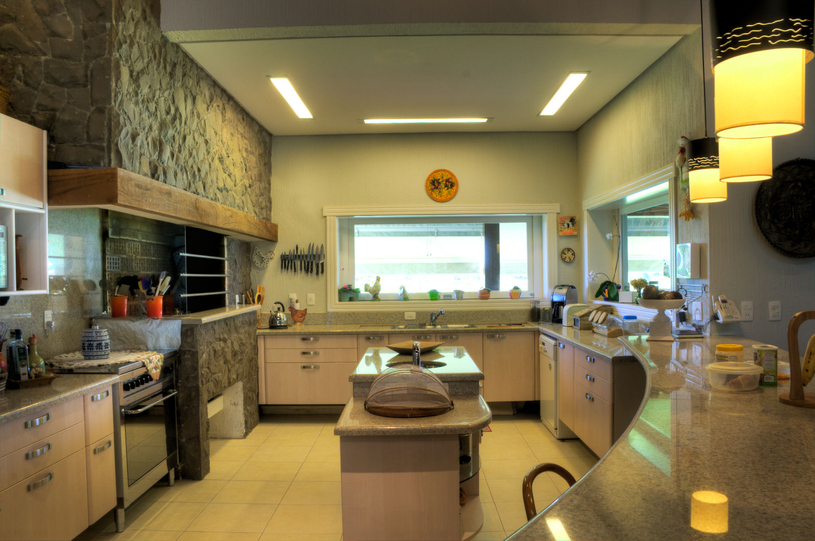 Casa Verde, CABRAL Arquitetos CABRAL Arquitetos Country style kitchen