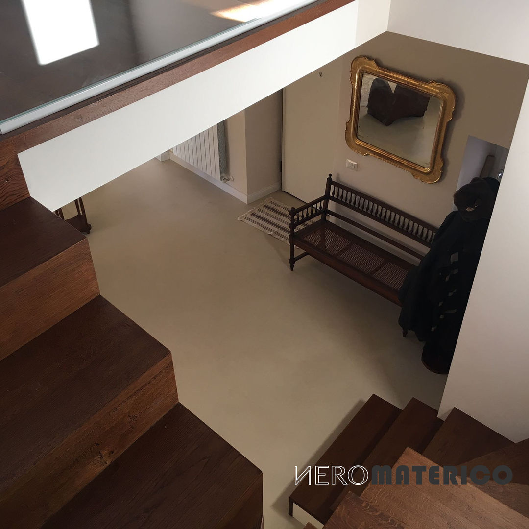 Italy - Todi - Resin floor, BioMalta Marcello Gavioli Modern Corridor, Hallway and Staircase resin,concrete flooring,living,biomalta