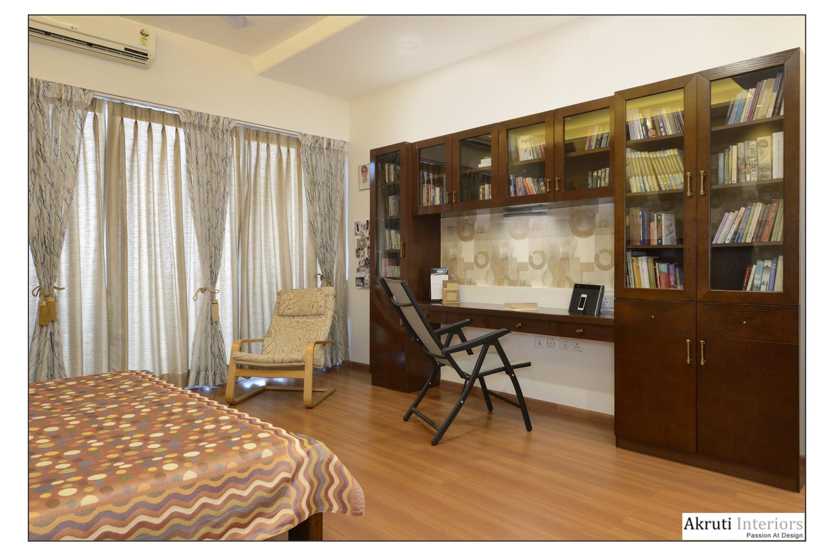 Master Bedroom Akruti Interiors Pune Modern style bedroom Plywood Wardrobes & closets