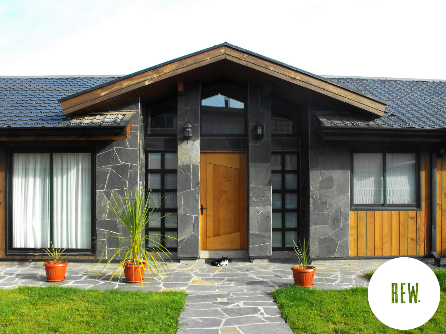 CASA WT, REW. Arquitectura & Diseño REW. Arquitectura & Diseño Rustykalne domy Kamień