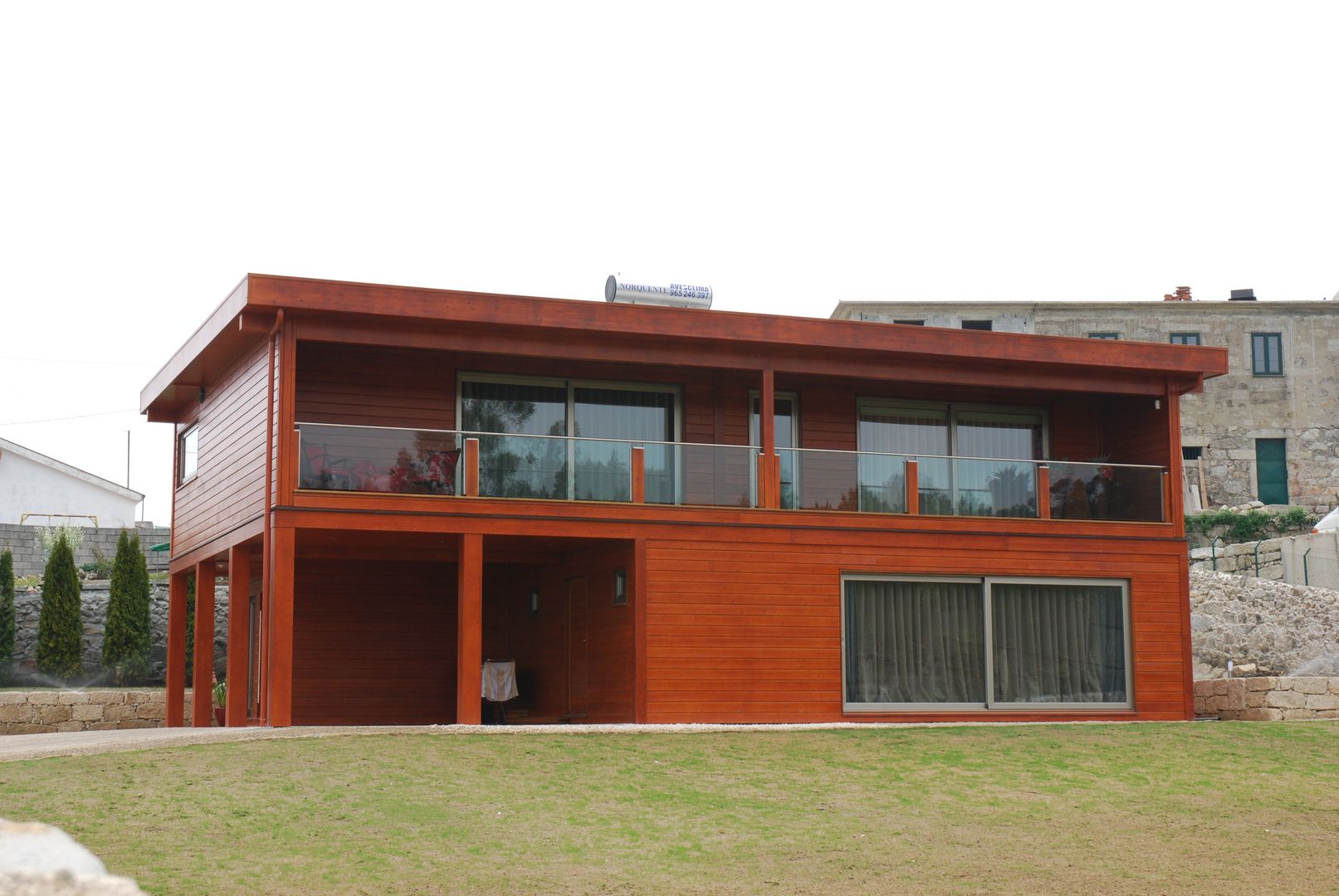 RUSTICASA | 100 projetos | Portugal + Espanha, RUSTICASA RUSTICASA Wooden houses Solid Wood Multicolored