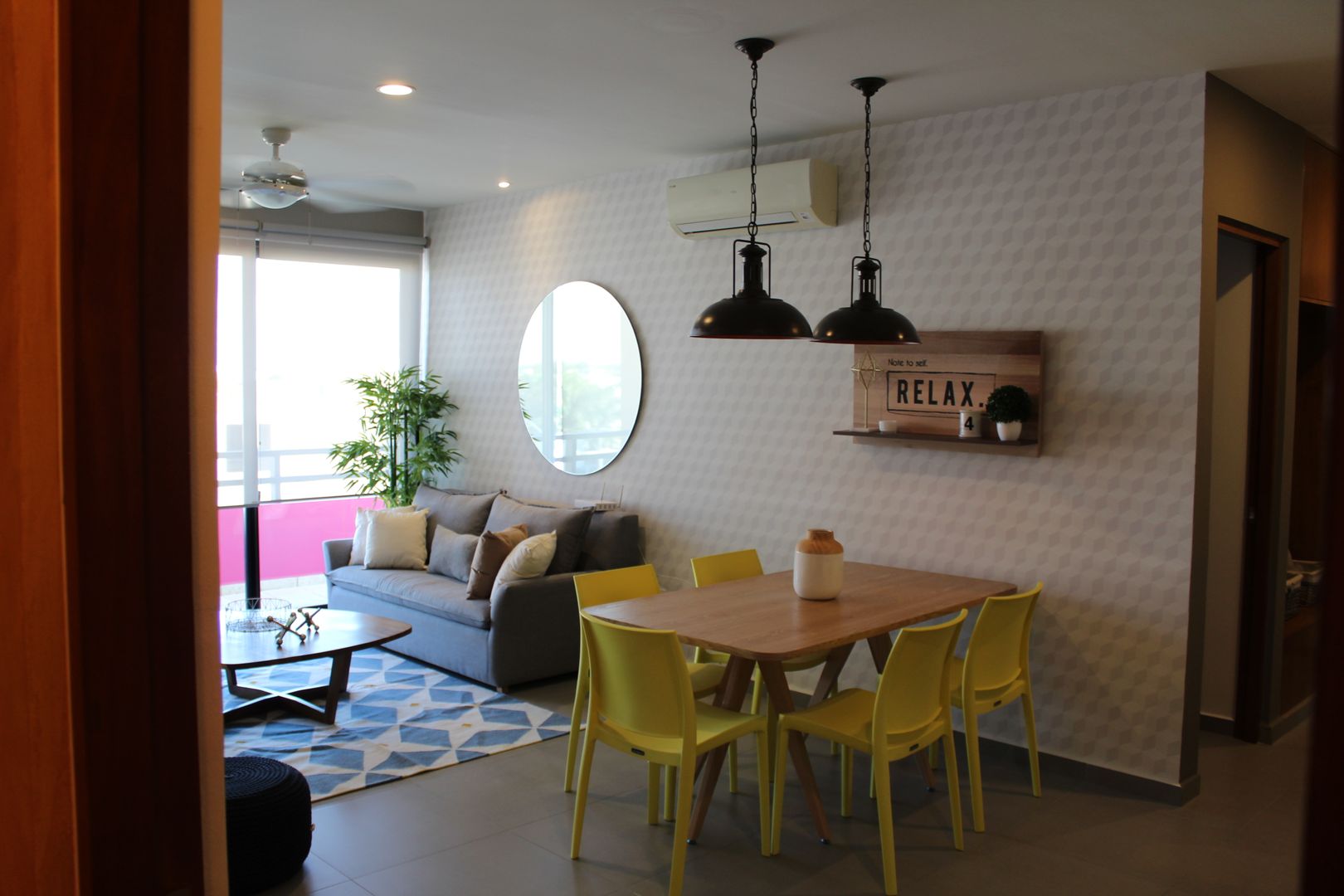 homify Salas de estar modernas