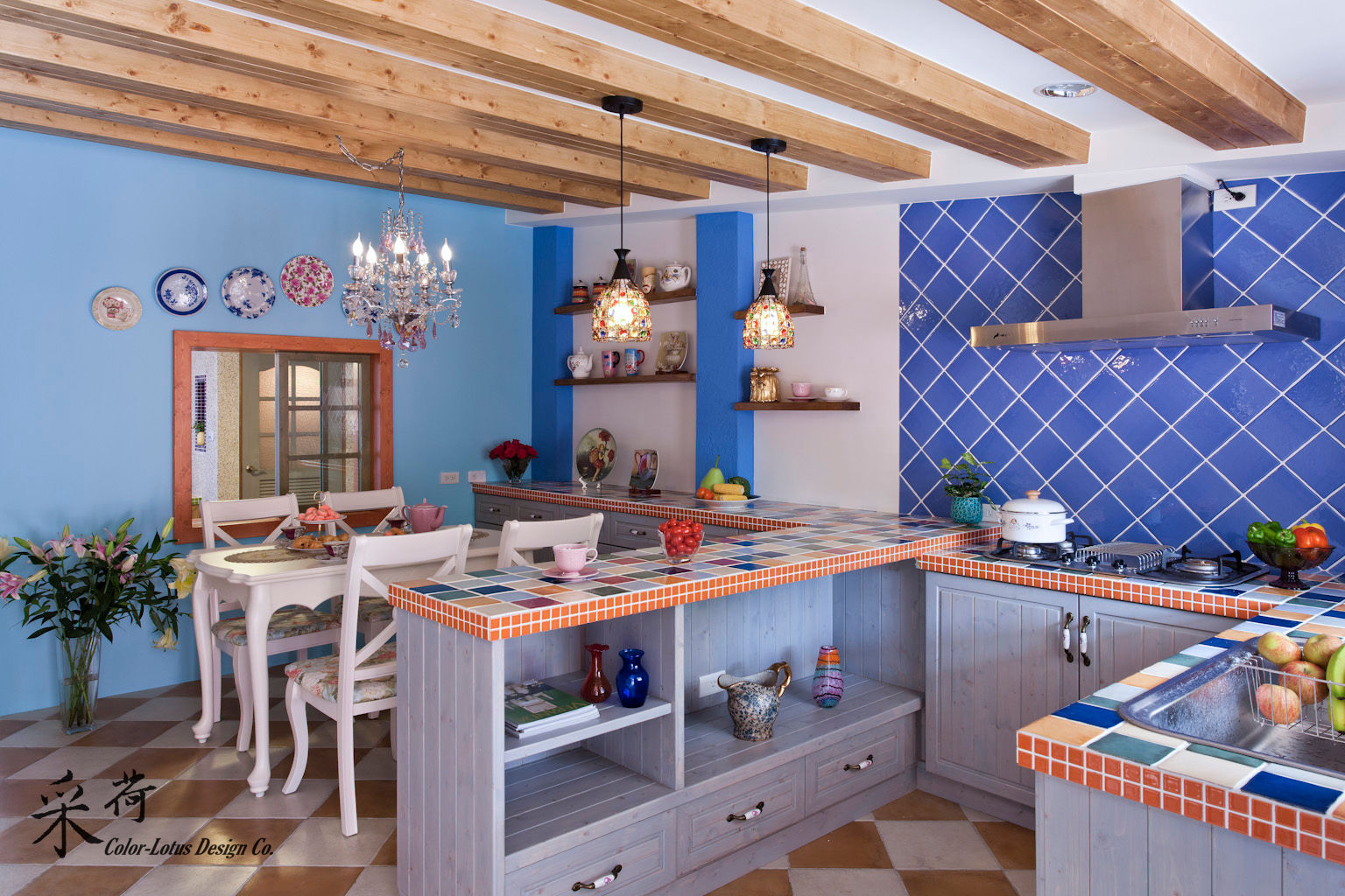 西班牙鄉村風格-透天別墅, Color-Lotus Design Color-Lotus Design Country style kitchen Tiles Cabinets & shelves