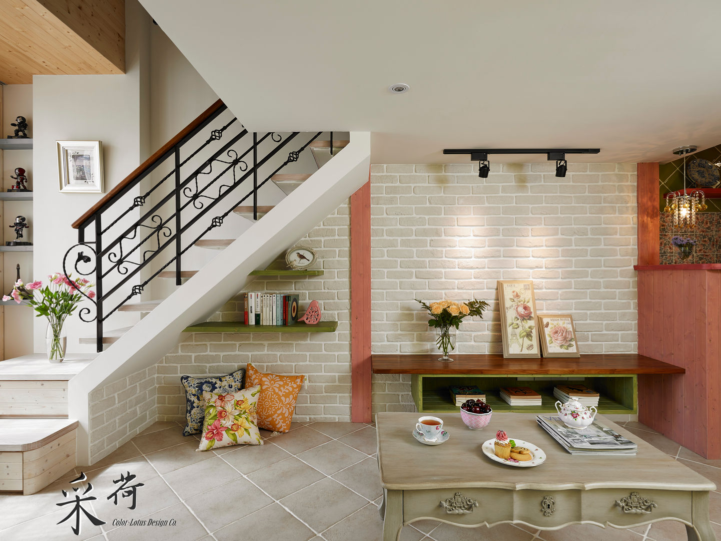 美式鄉村風-小坪數夾層屋, Color-Lotus Design Color-Lotus Design Country style living room Slate TV stands & cabinets