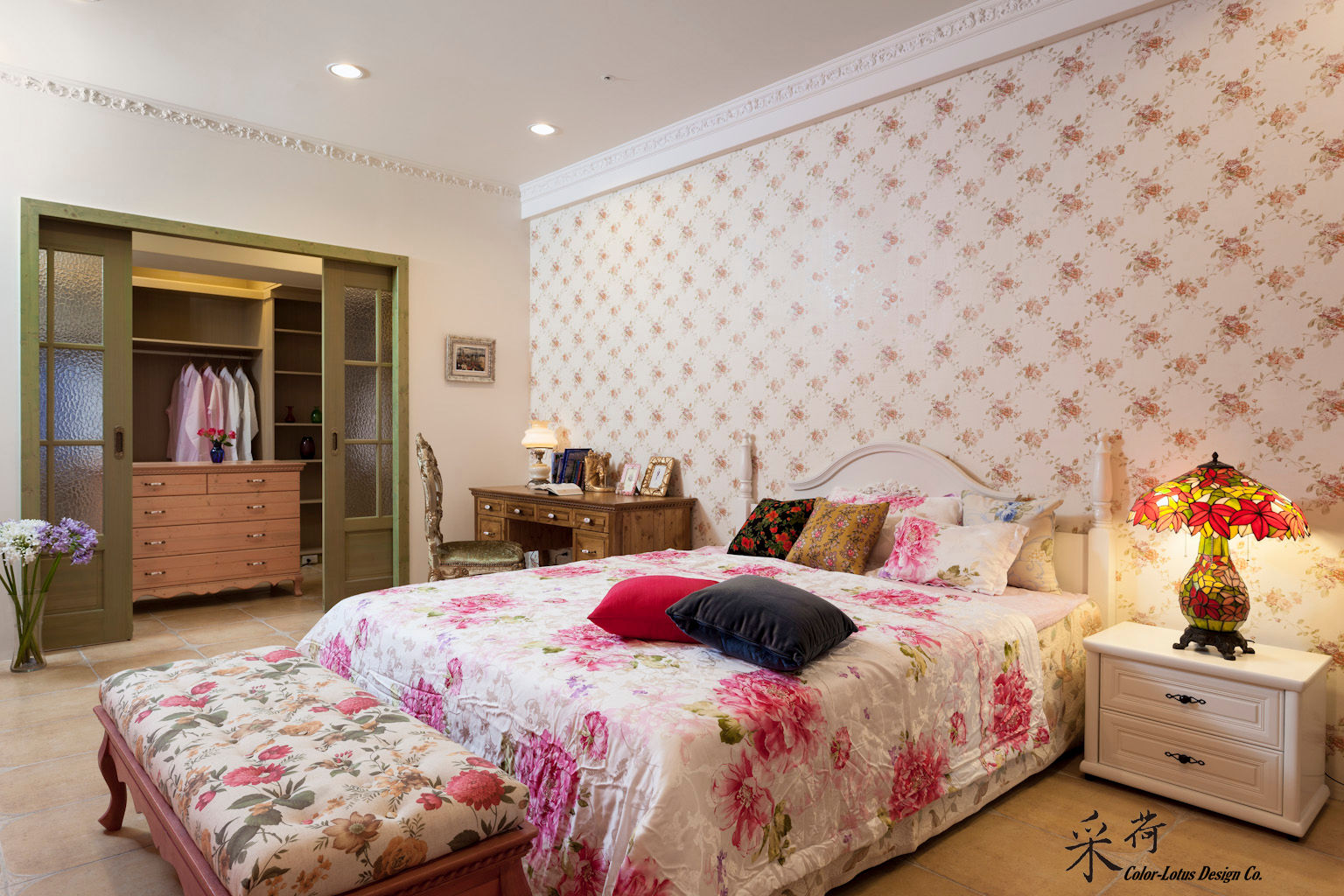 華麗復古，法式鄉村 , Color-Lotus Design Color-Lotus Design Bedroom ٹھوس لکڑی Multicolored