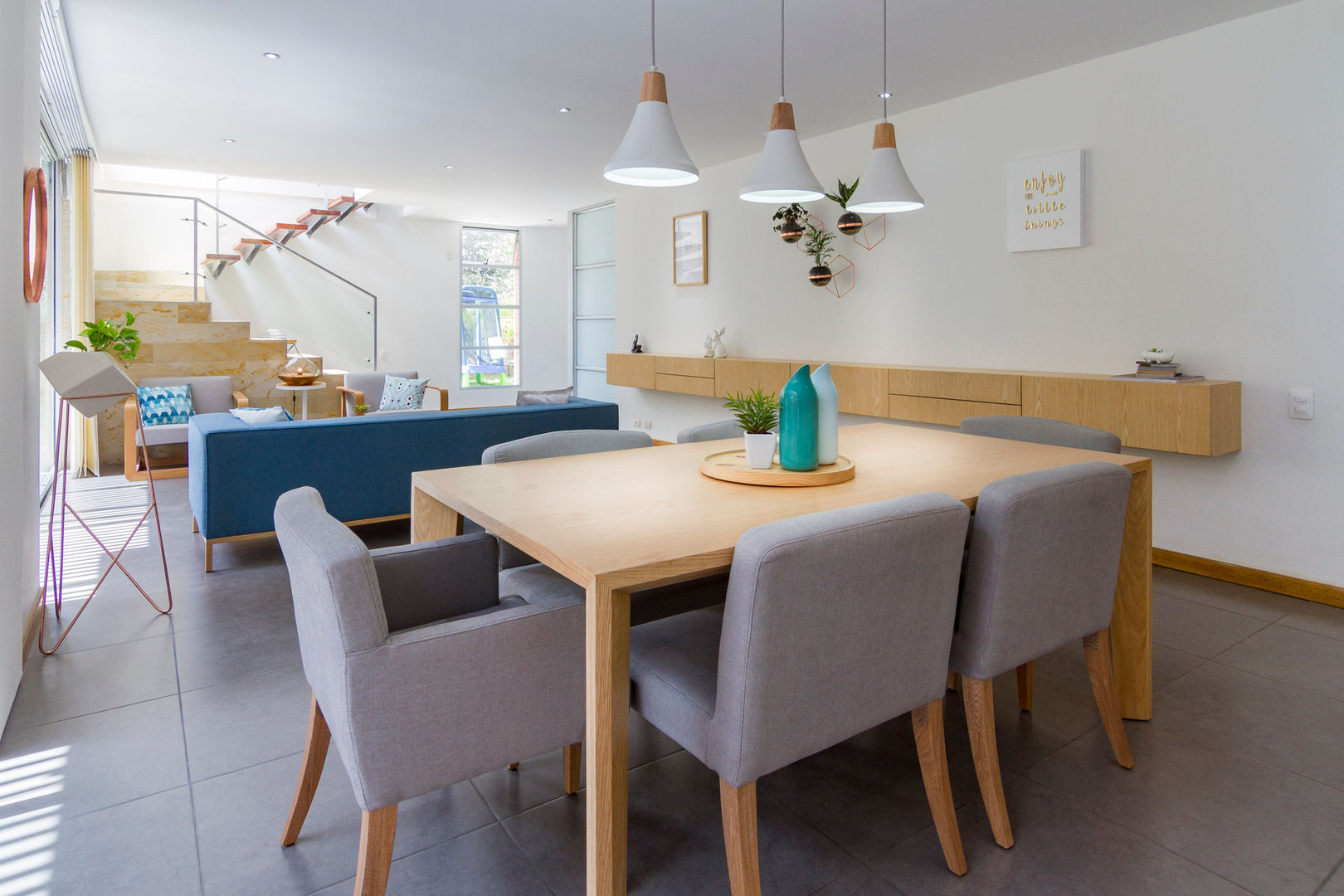 Casa mediterránea, Adrede Arquitectura Adrede Arquitectura Modern dining room