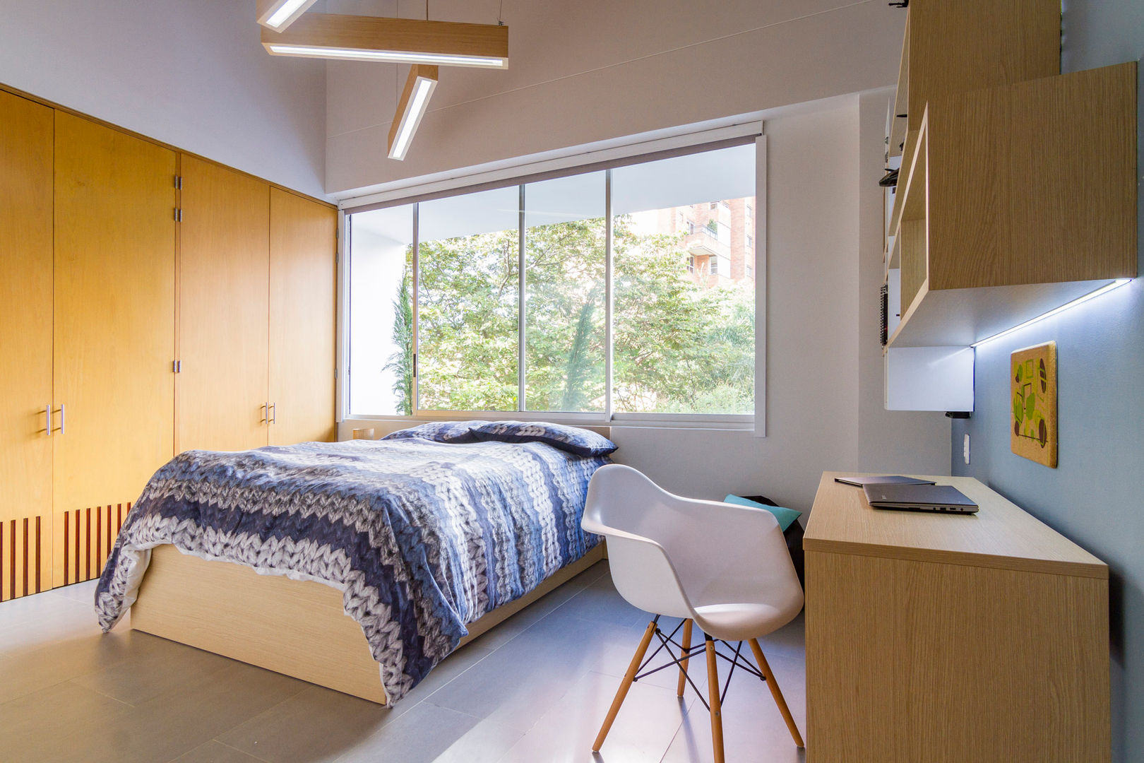 Casa mediterránea, Adrede Arquitectura Adrede Arquitectura Modern style bedroom