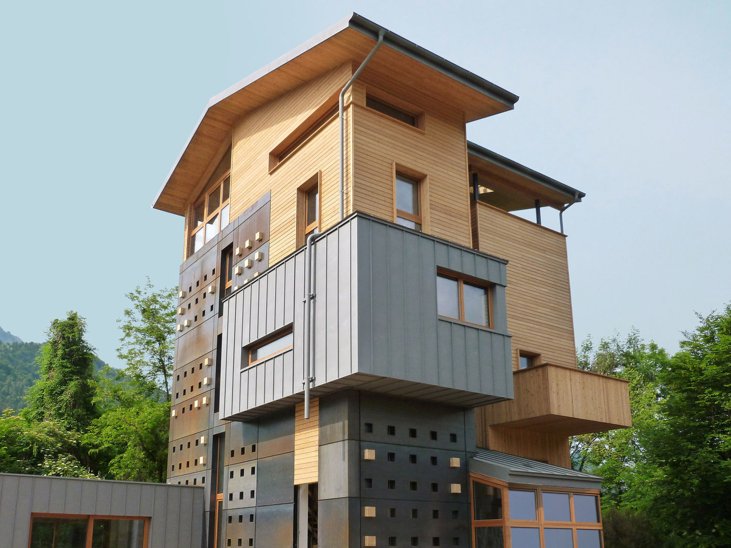 Villa in legno "Il Roccolo" - Clusone (BG), Marlegno Marlegno Rumah Modern Kayu Wood effect