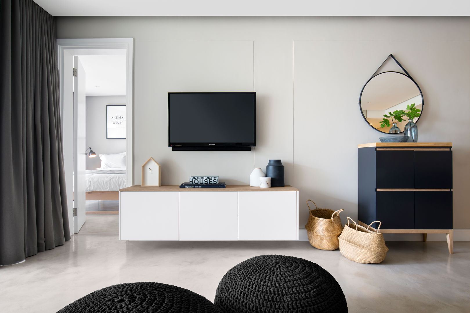 The V&A Marina & The Waterclub Apartments Project, MINC DESIGN STUDIO MINC DESIGN STUDIO Scandinavian style living room