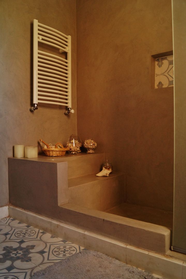 Una Casa con historia, Abitar arquitectura Abitar arquitectura Casas de banho rústicas