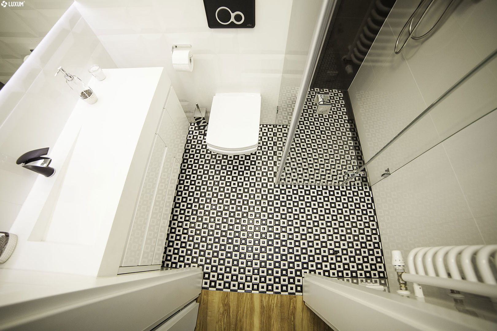 Prostokątna umywalka z odpływem liniowym od Luxum. , Luxum Luxum Scandinavian style bathroom