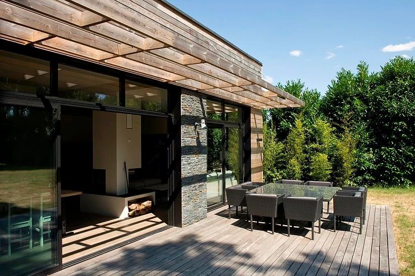 RUSTICASA | Casa em Le Prieuré | Montfort l'Amaury, RUSTICASA RUSTICASA Rumah kayu Kayu Wood effect