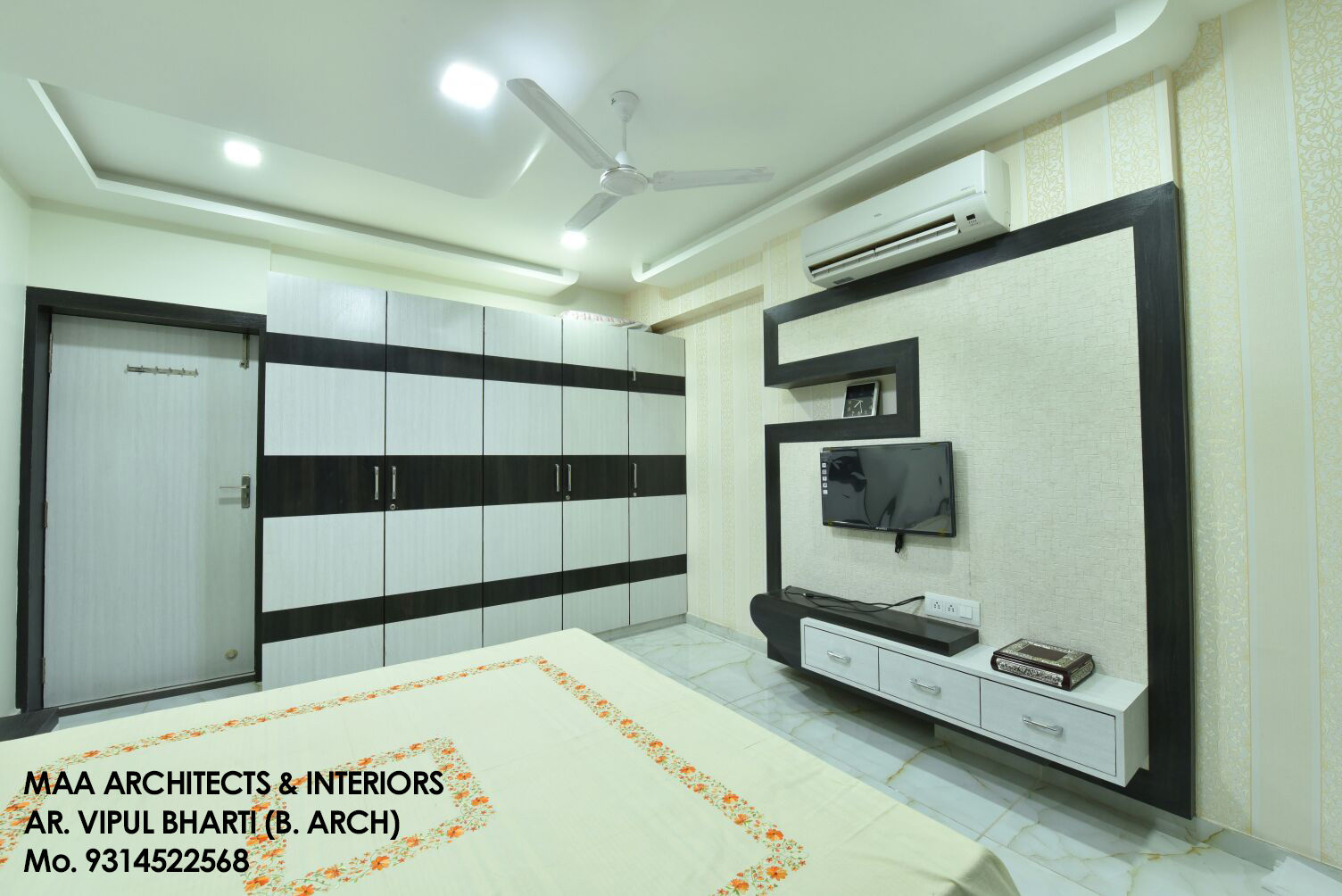 M.M Mehta Ji , MAA ARCHITECTS & INTERIOR DESIGNERS MAA ARCHITECTS & INTERIOR DESIGNERS Modern style bedroom