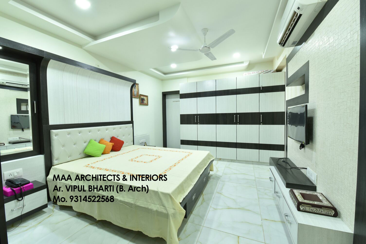 M.M Mehta Ji , MAA ARCHITECTS & INTERIOR DESIGNERS MAA ARCHITECTS & INTERIOR DESIGNERS Modern style bedroom