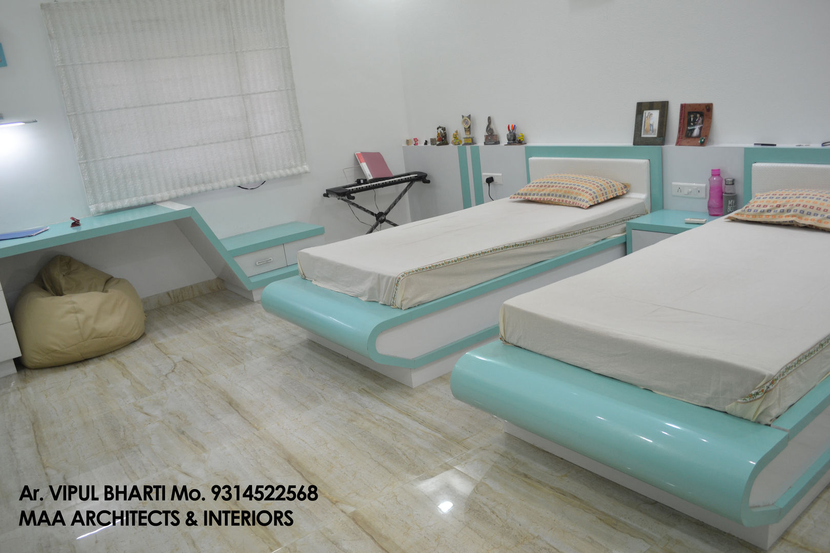 Prem Chelani ji, MAA ARCHITECTS & INTERIOR DESIGNERS MAA ARCHITECTS & INTERIOR DESIGNERS Modern style bedroom