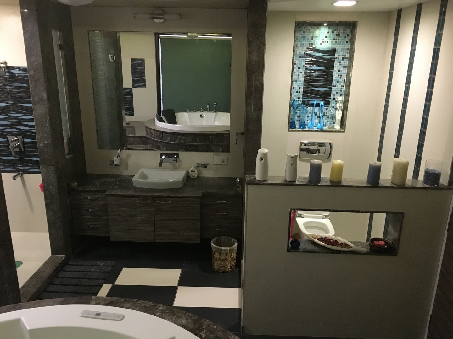 Basin counters SA Architects Modern bathroom سرامک Sinks