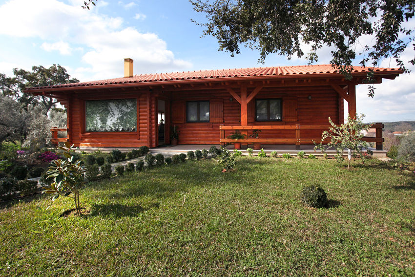 Casa no Sardoal, RUSTICASA RUSTICASA Casas de madera Madera maciza Multicolor