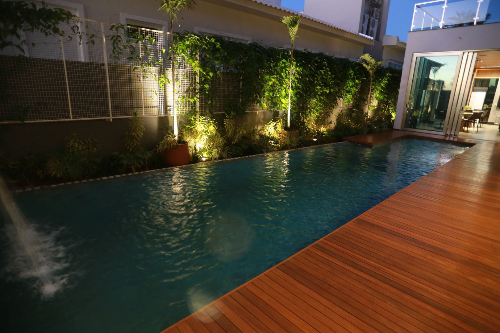 Residência DP, Pavesi Arquitetura Pavesi Arquitetura Pool