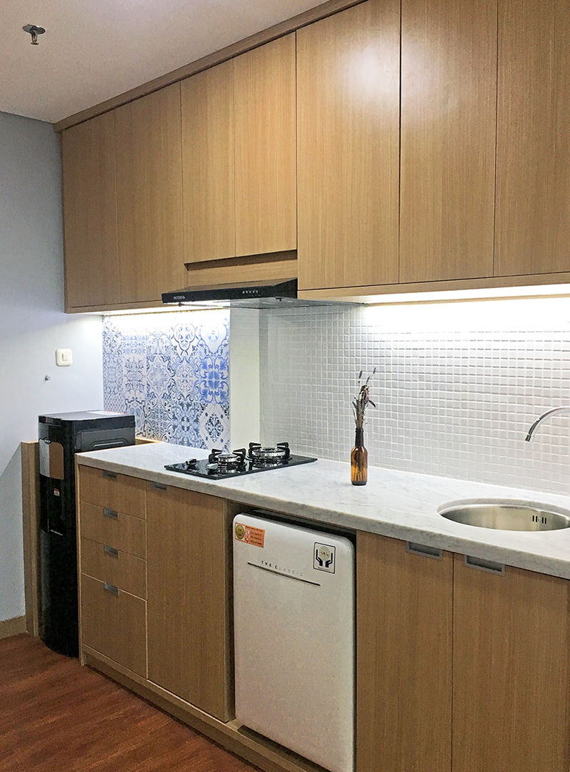 Studio Apartment - Woodland Park Kalibata, RANAH RANAH 미니멀리스트 주방