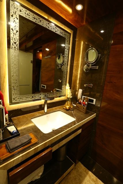 Basant Park - Chembur, Aesthetica Aesthetica Modern bathroom