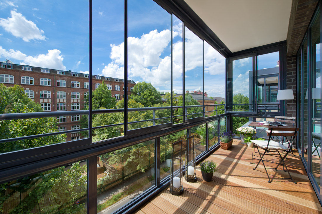 Glasfaltwände für Terrasse und Balkon, Mester Fenster-Rollladen-Markisen Mester Fenster-Rollladen-Markisen Single family home