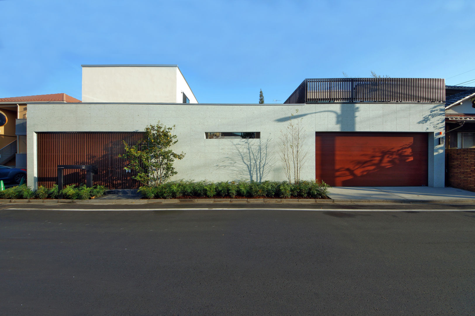 庭を楽しむ家, TERAJIMA ARCHITECTS／テラジマアーキテクツ TERAJIMA ARCHITECTS／テラジマアーキテクツ Modern houses