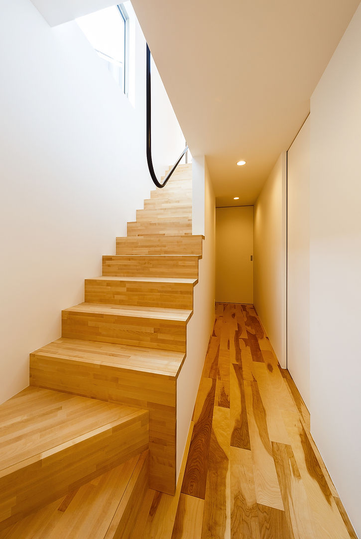 haus-duo, 一級建築士事務所haus 一級建築士事務所haus Scandinavian style corridor, hallway& stairs Wood Wood effect