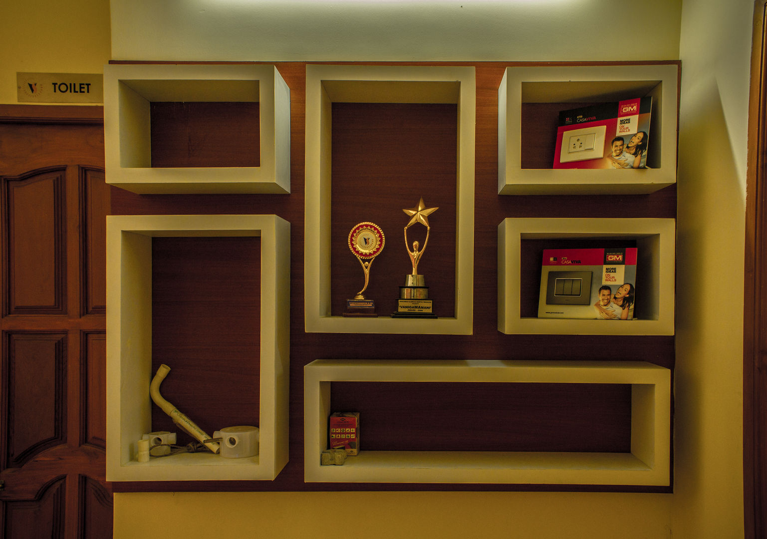 Medal Shelf Studio Madras Architects Commercial spaces Office spaces & stores