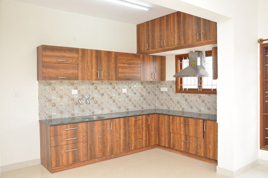 L Shaped Kitchen Design India homify Asian style kitchen Plywood l shaped kitchens