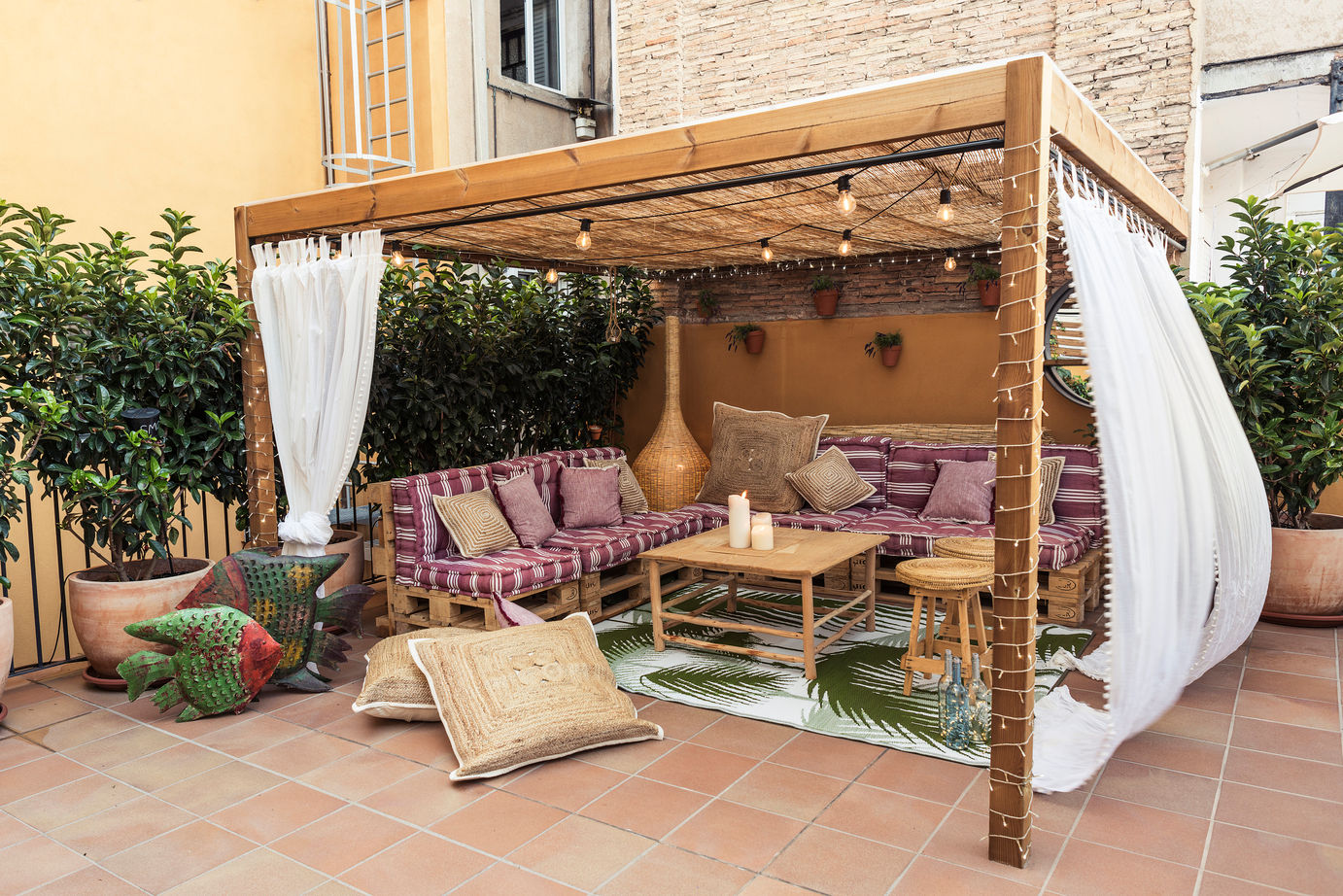 homify Balcone, Veranda & Terrazza in stile rurale