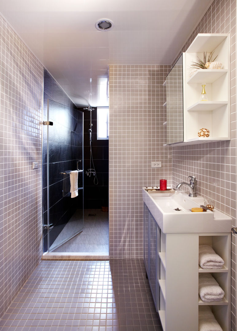 homify Baños de estilo minimalista Azulejos