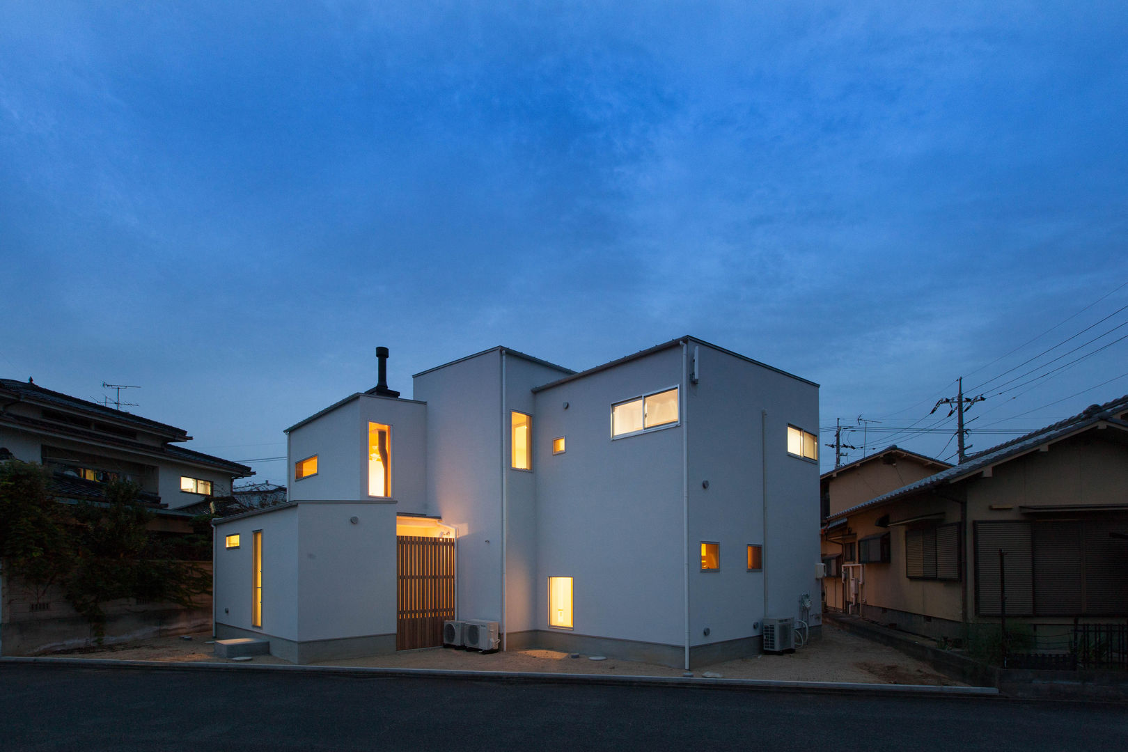 新屋敷の住宅, 株式会社ココロエ 株式会社ココロエ Modern houses