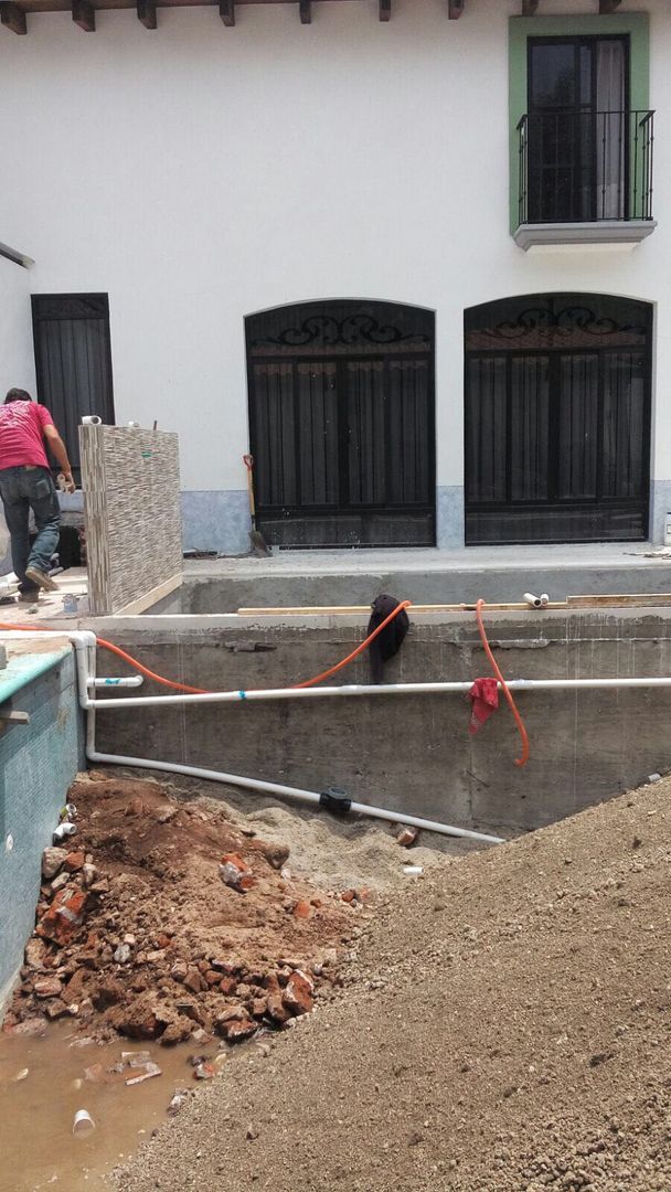 CONSTRUCCIÓN DE ALBERCA EN TENANCINGO Albercas Aqualim Toluca Piscinas de estilo moderno Concreto
